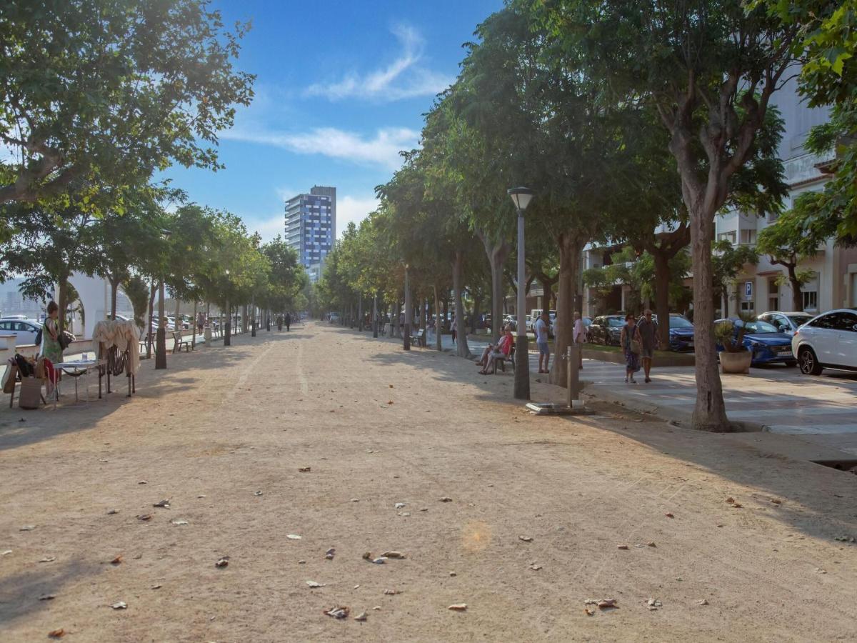 Belvilla By Oyo Modern Apartment In Palamos Bagian luar foto